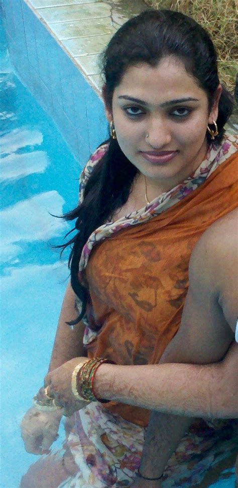 amazing indian nude|Hot Nude Indian Girls & Women XXX Porn Pics